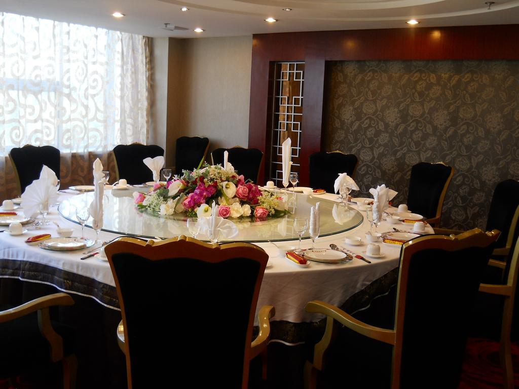 Yijing Holiday Hotel Yimeng Road Linyi  Exteriér fotografie
