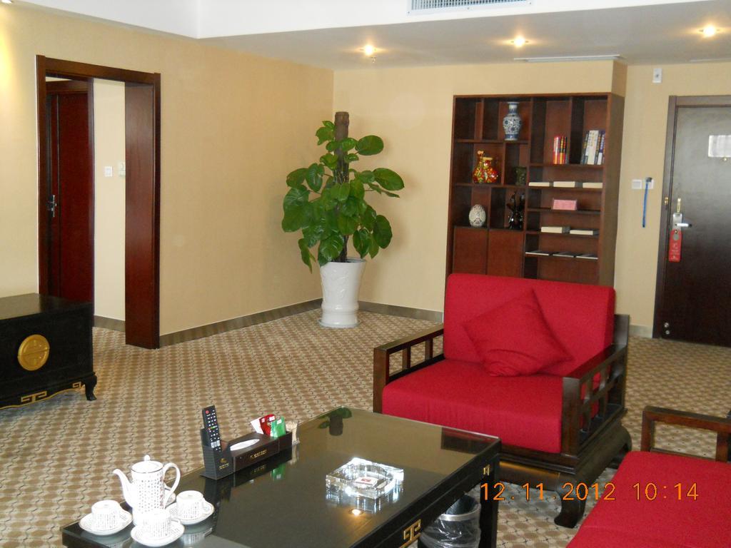 Yijing Holiday Hotel Yimeng Road Linyi  Exteriér fotografie